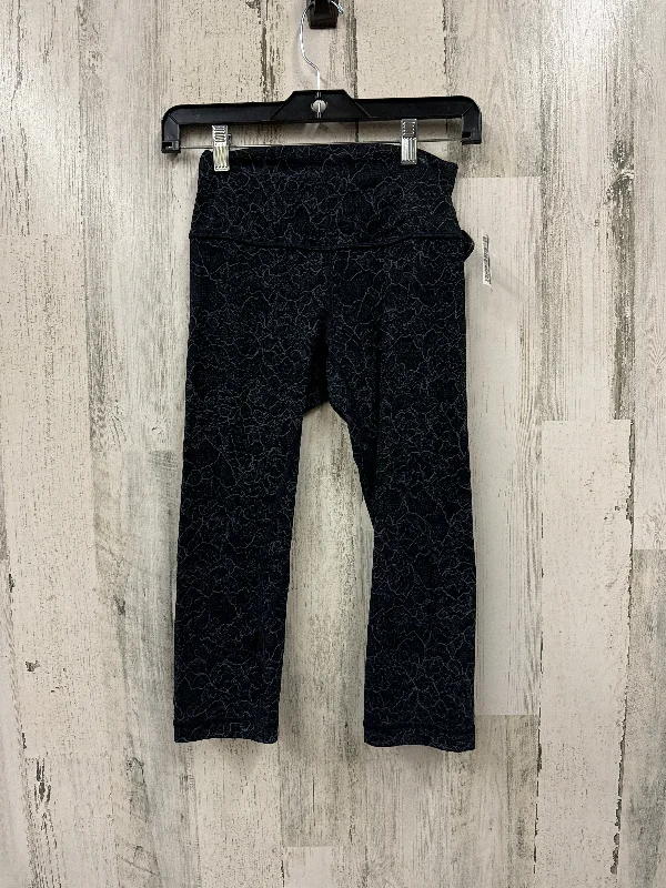 Black Athletic Capris Lululemon, Size 4