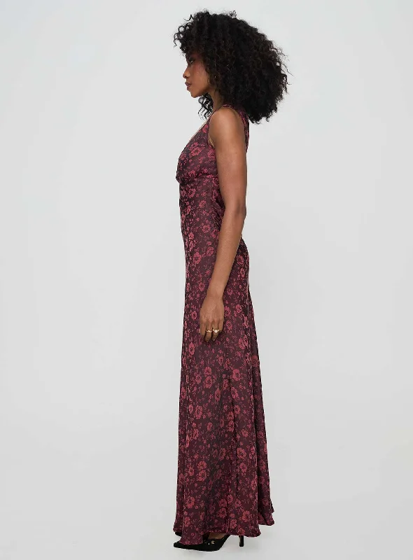 Nell Jacquard Maxi Dress Burgundy