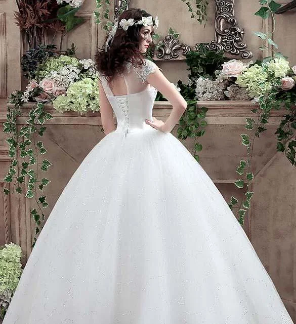 Ball Gown Cap Sleeve V Neck Open Back Lace Appliques Sequins Tulle Wedding Dresses N1231