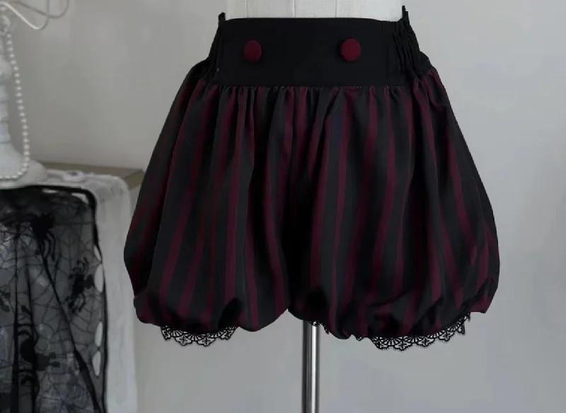 S / Black and red bloomers