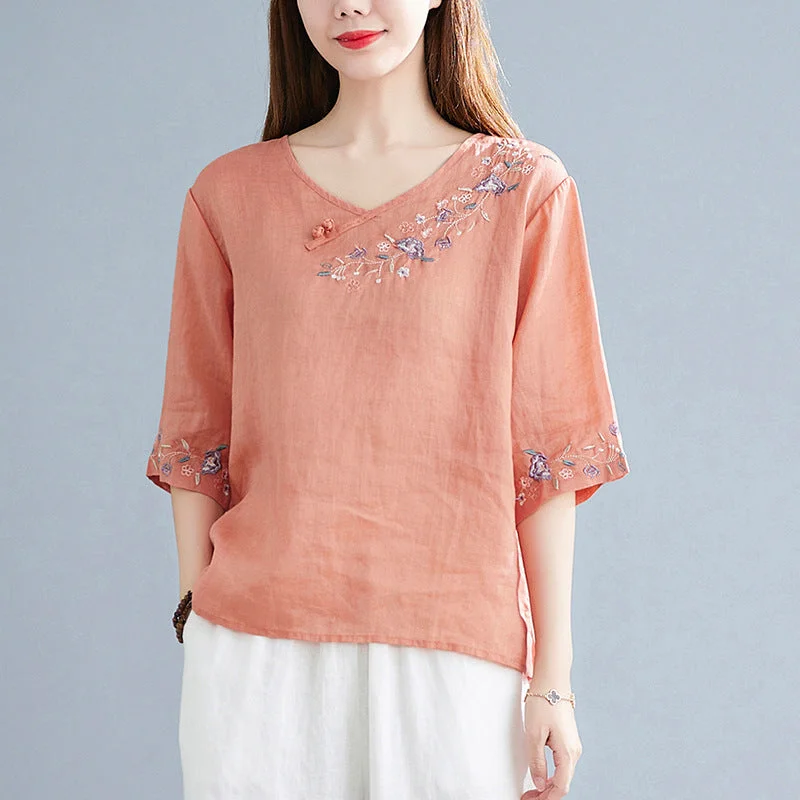 Women's Fashion Retro Chinese Knot Button Embroidery V-neck T-shirt